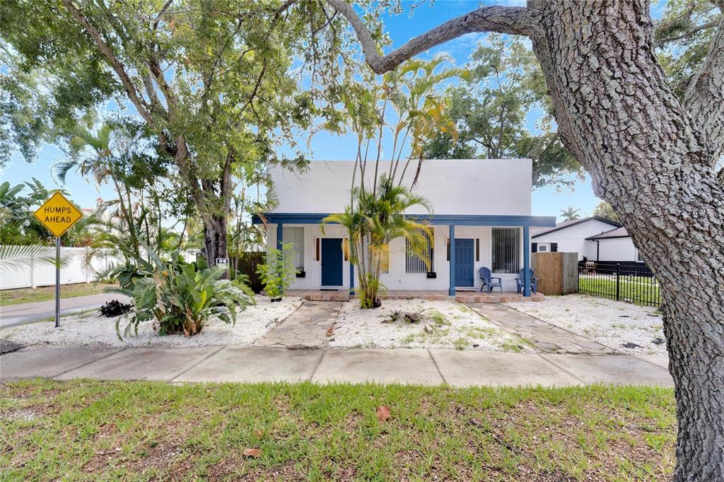 3651 Haines Road North St. Petersburg, FL 33704 - Photo 1 of 35