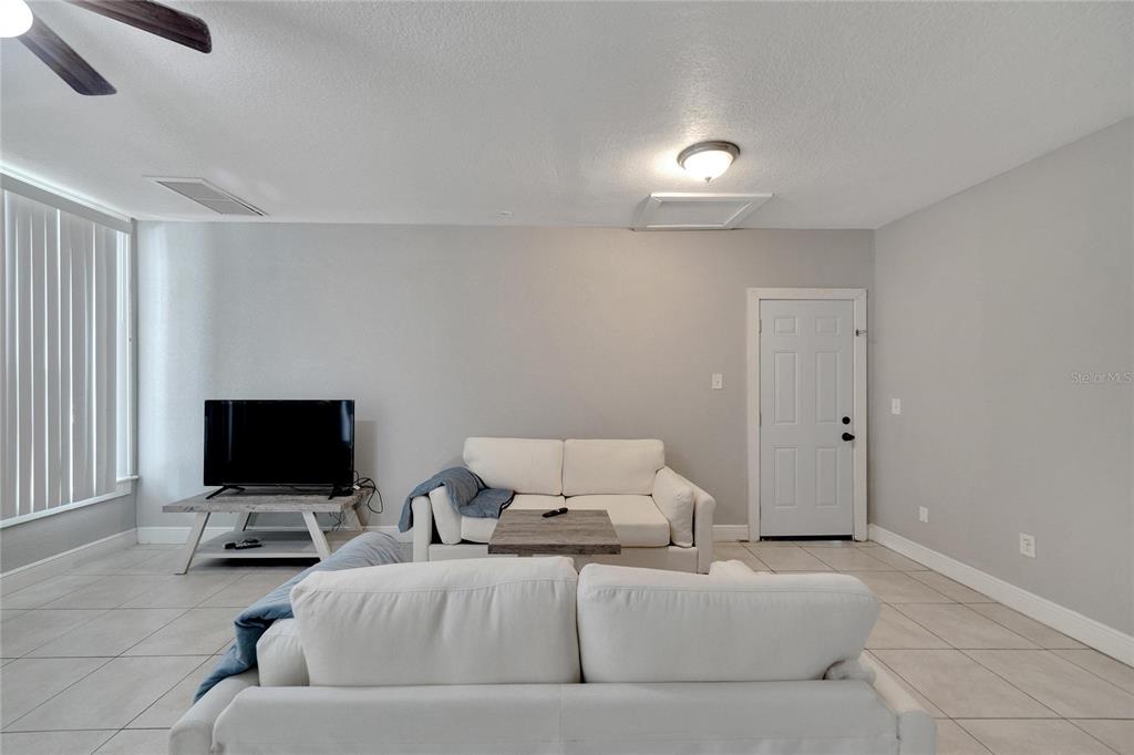 3651 Haines Road North St. Petersburg, FL 33704 - Photo 16 of 35