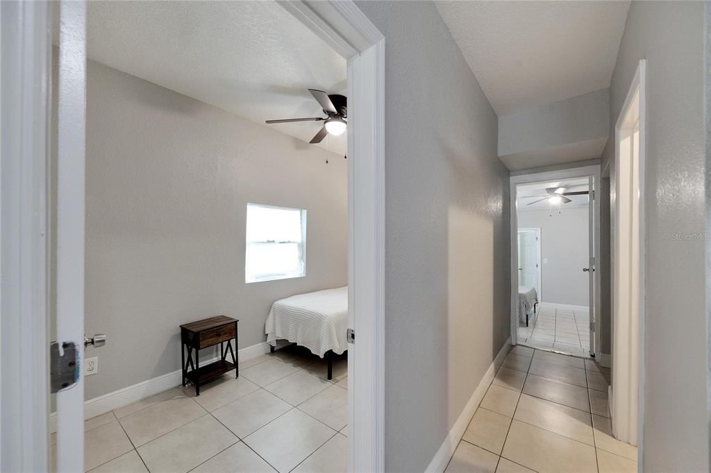 3651 Haines Road North St. Petersburg, FL 33704 - Photo 21 of 35