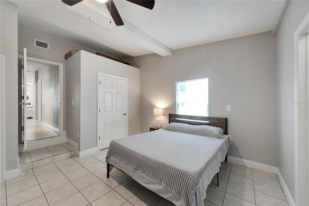 3651 Haines Road North St. Petersburg, FL 33704 - Photo 31 of 35