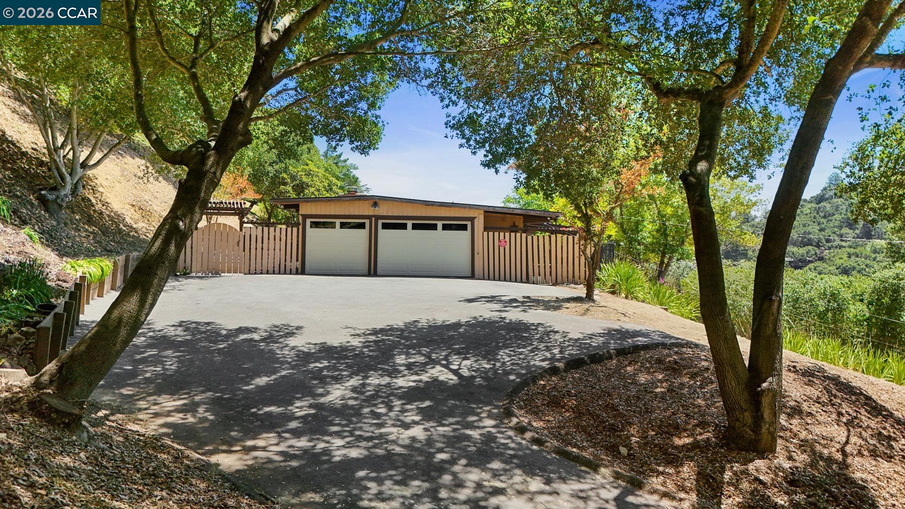 742 Miner Road Orinda, CA 94563 - Photo 3 of 58