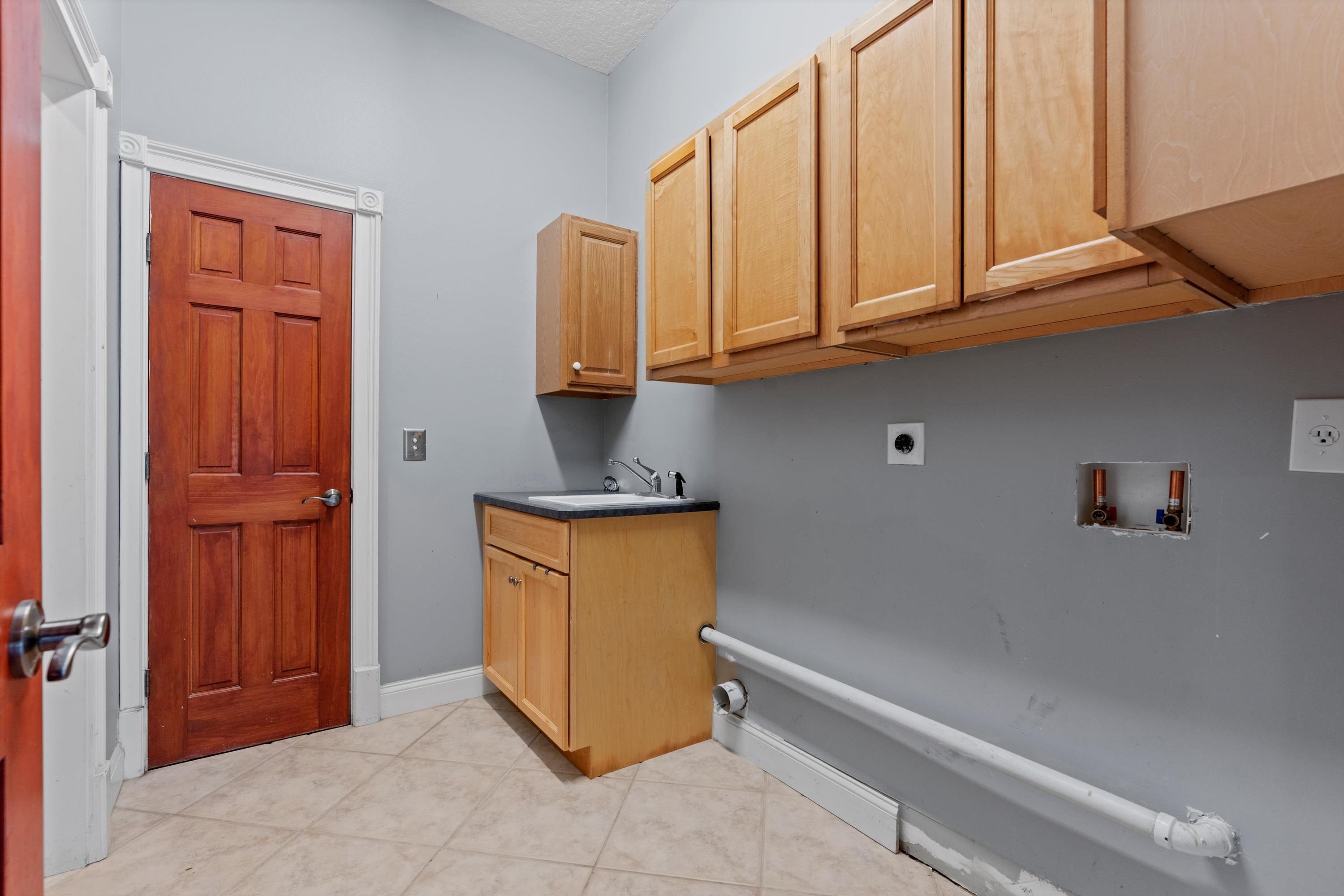 231 Barrataria Drive St. Augustine, FL 32080 - Photo 19 of 43 a room with closet