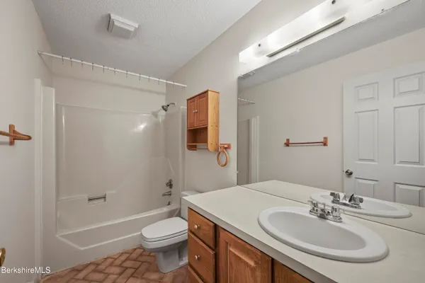 $197,900 | 70 Lake Street, Unit B, Dalton, MA 01226