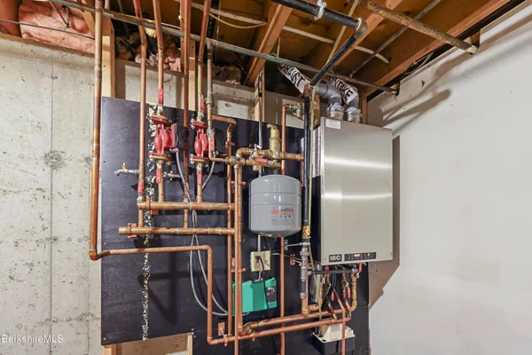 $197,900 | 70 Lake Street, Unit B, Dalton, MA 01226