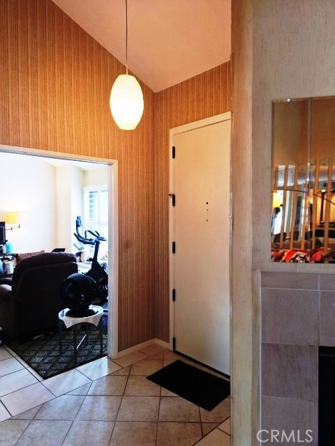 935 Main Street, Unit 303 El Segundo, CA 90245 - Photo 7 of 11 a room with cabinets and gym equipment