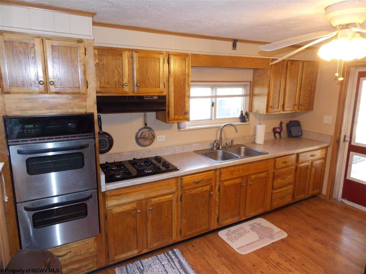 28 Drake Road Morgantown, WV 26501 - Photo 3 of 19 Gallery Image 3