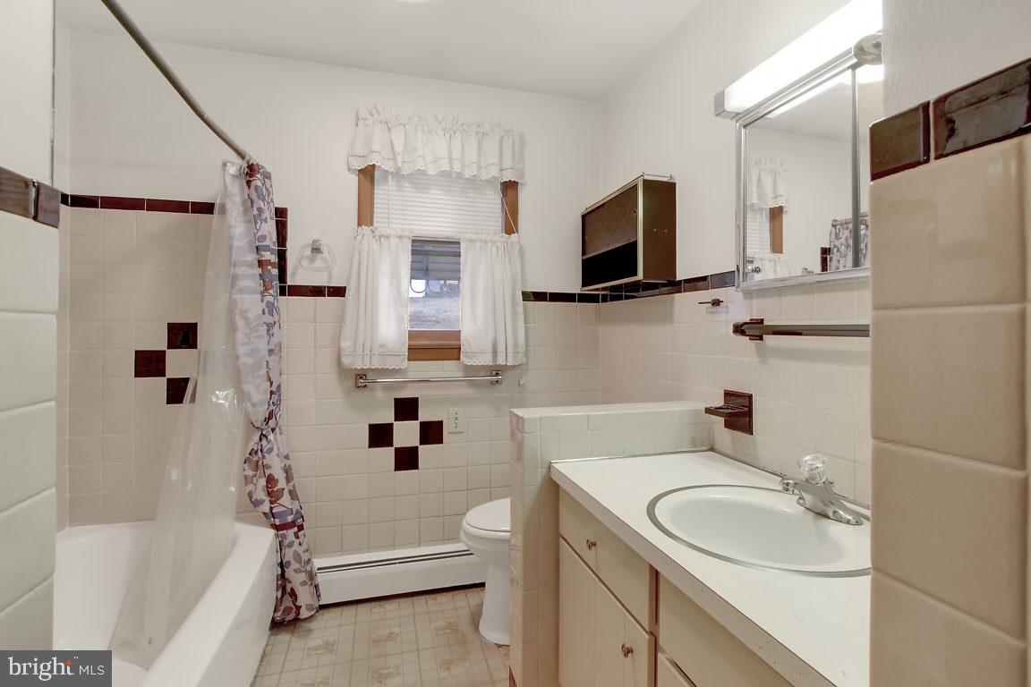 4089 Steltz Road New Freedom, PA 17349 - Photo 15 of 26 Bathroom