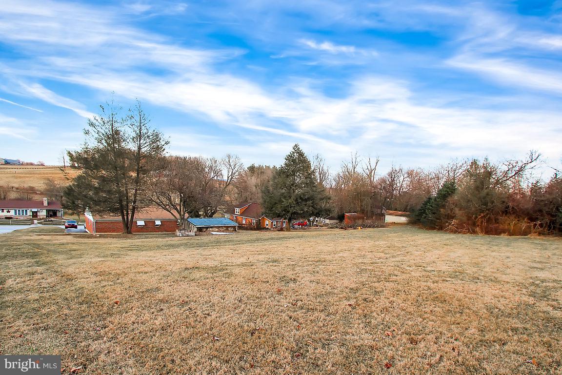 4089 Steltz Road New Freedom, PA 17349 - Photo 21 of 26 Large Back yard