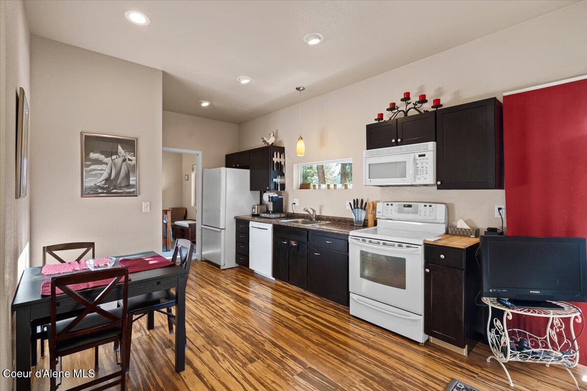 5822 West Boathaven Lane Rathdrum, ID 83858 - Photo 33 of 65 09-redhogmedia