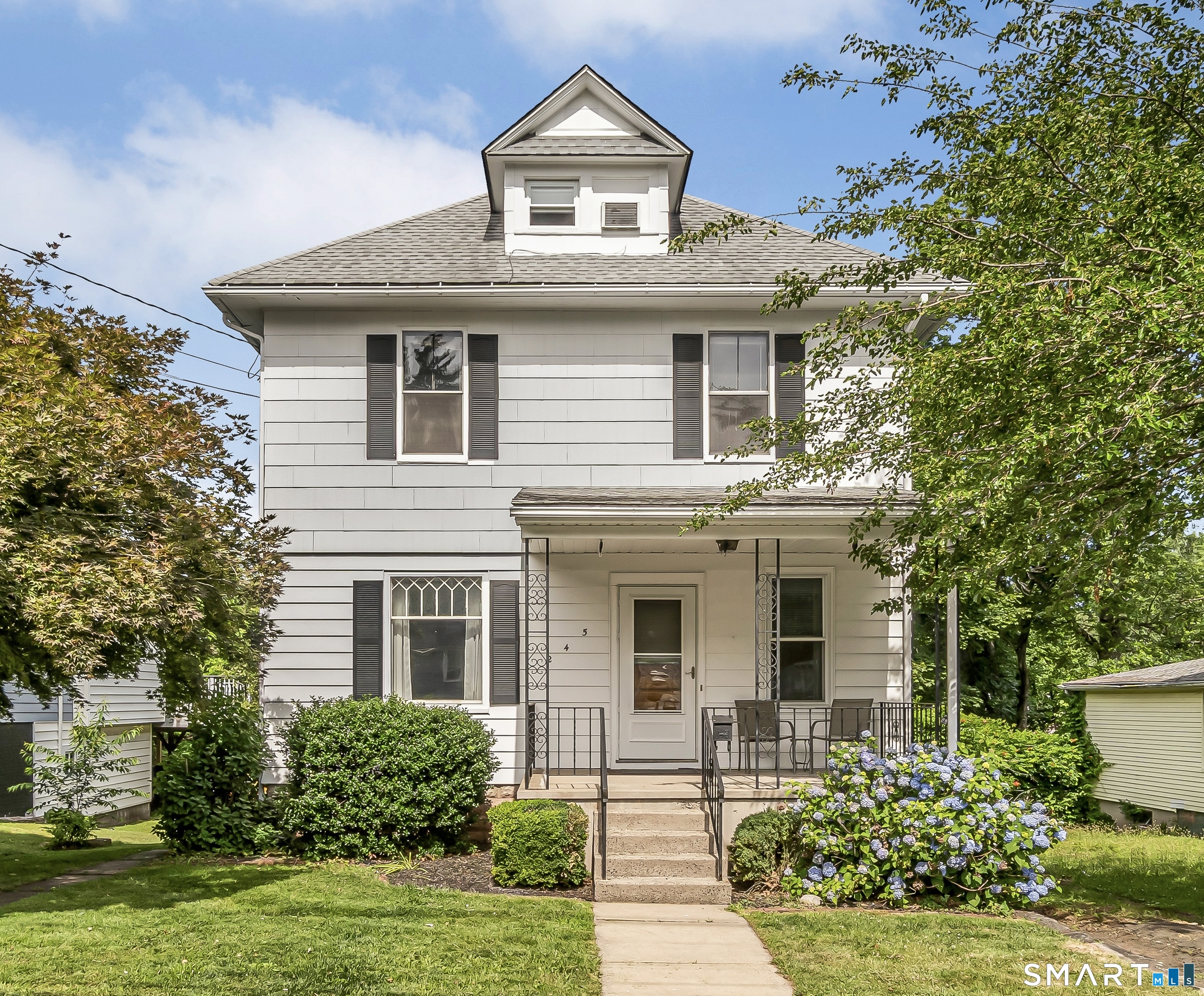 245 Curtis Street Meriden, CT 06450 - Photo 1 of 40