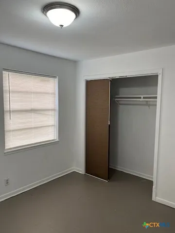 $1,050 | 208 East Voelter Avenue, Killeen, TX 76541