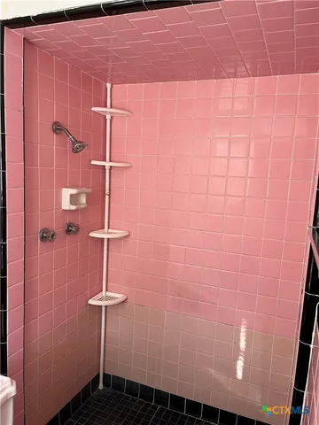 $1,050 | 208 East Voelter Avenue, Killeen, TX 76541