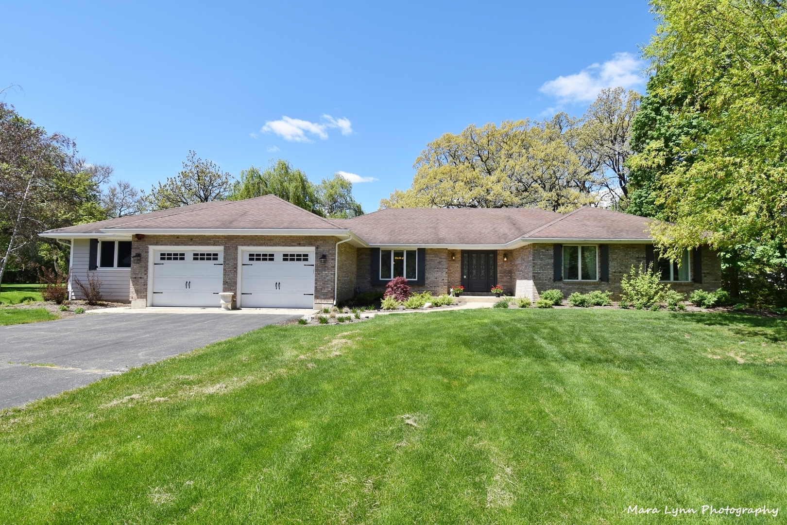 2S588 Deerpath Road Batavia, IL 60510 - Photo 1 of 49