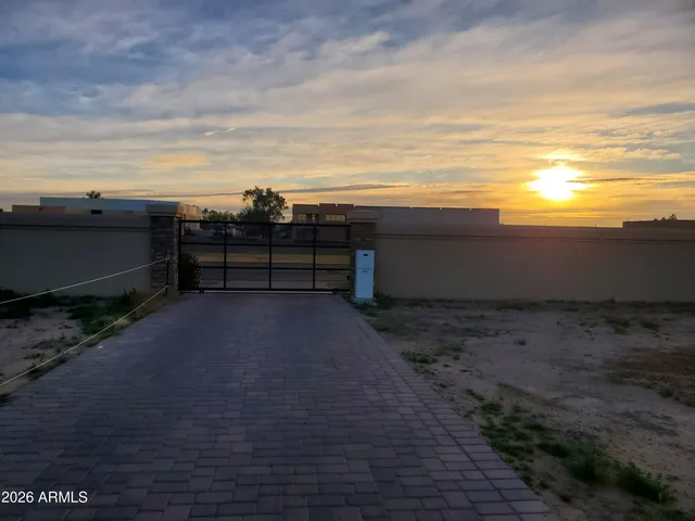 $1,300,000 | 4311 West Beechcraft Place, Unit 9, Chandler, AZ 85226