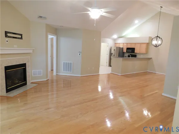 $2,400 | 7351 Norwood Pond Place, Midlothian, VA 23112