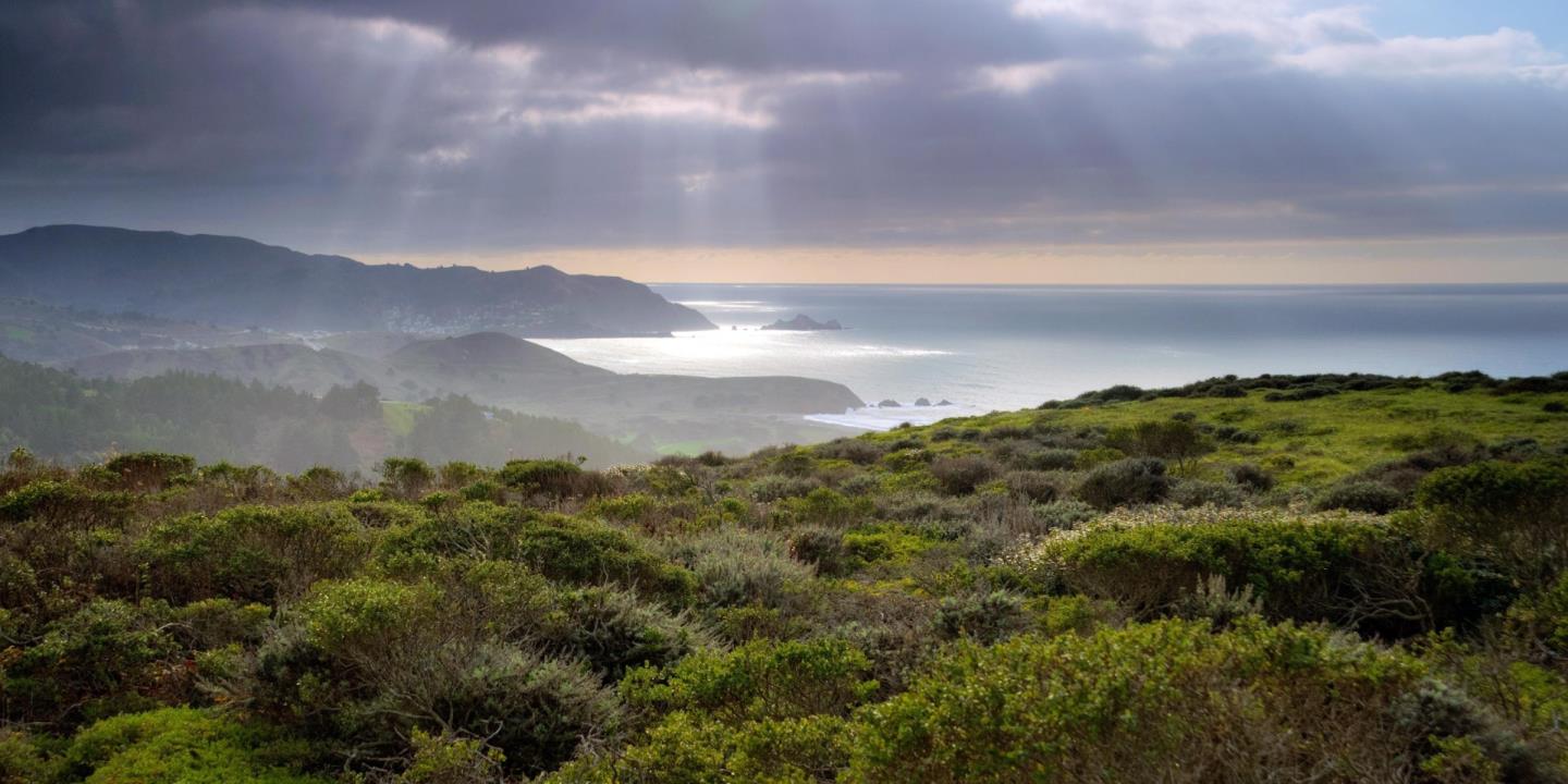 601 Sharp Park Road Pacifica, CA 94044 - Photo 30 of 30 a view of a city
