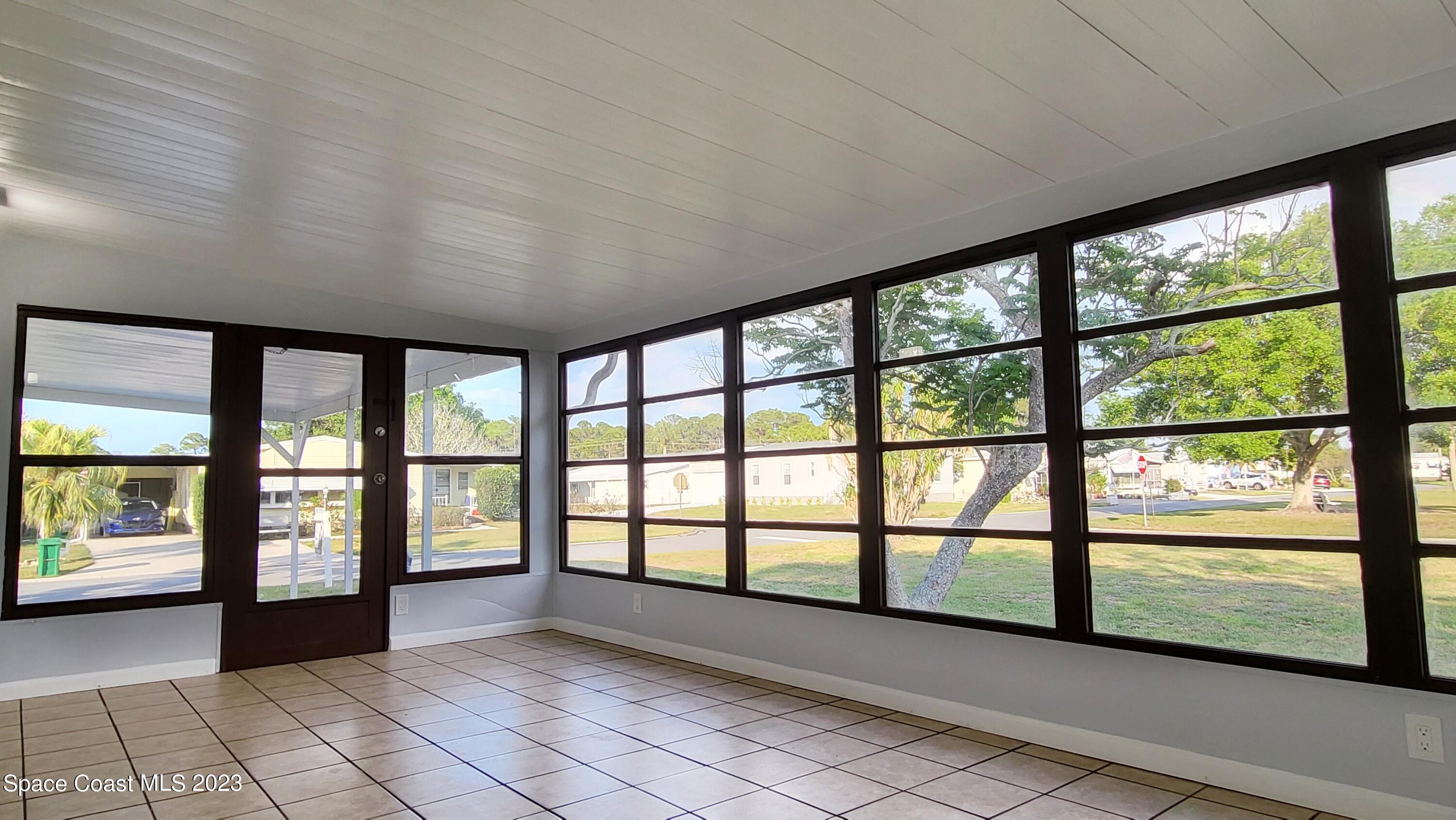 313 Kiwi Drive Sebastian, FL 32976 - Photo 14 of 31 Florida Room with Separate Entrance