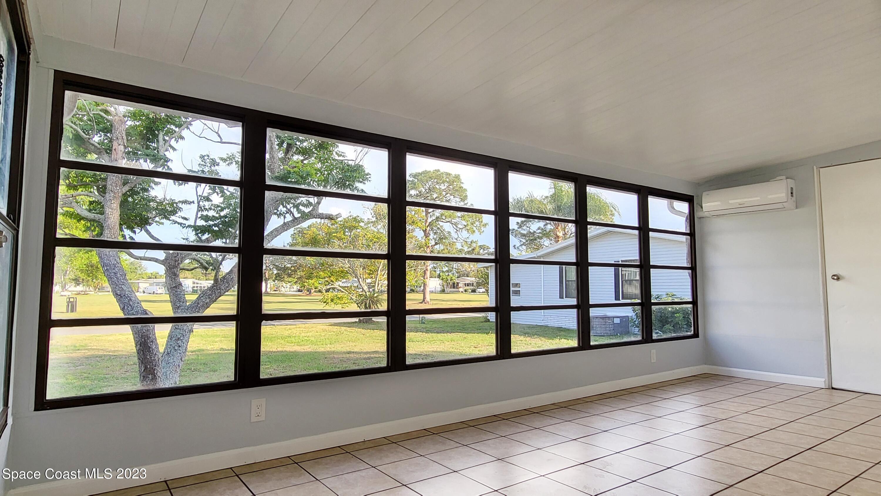 313 Kiwi Drive Sebastian, FL 32976 - Photo 15 of 31 Mini-Split