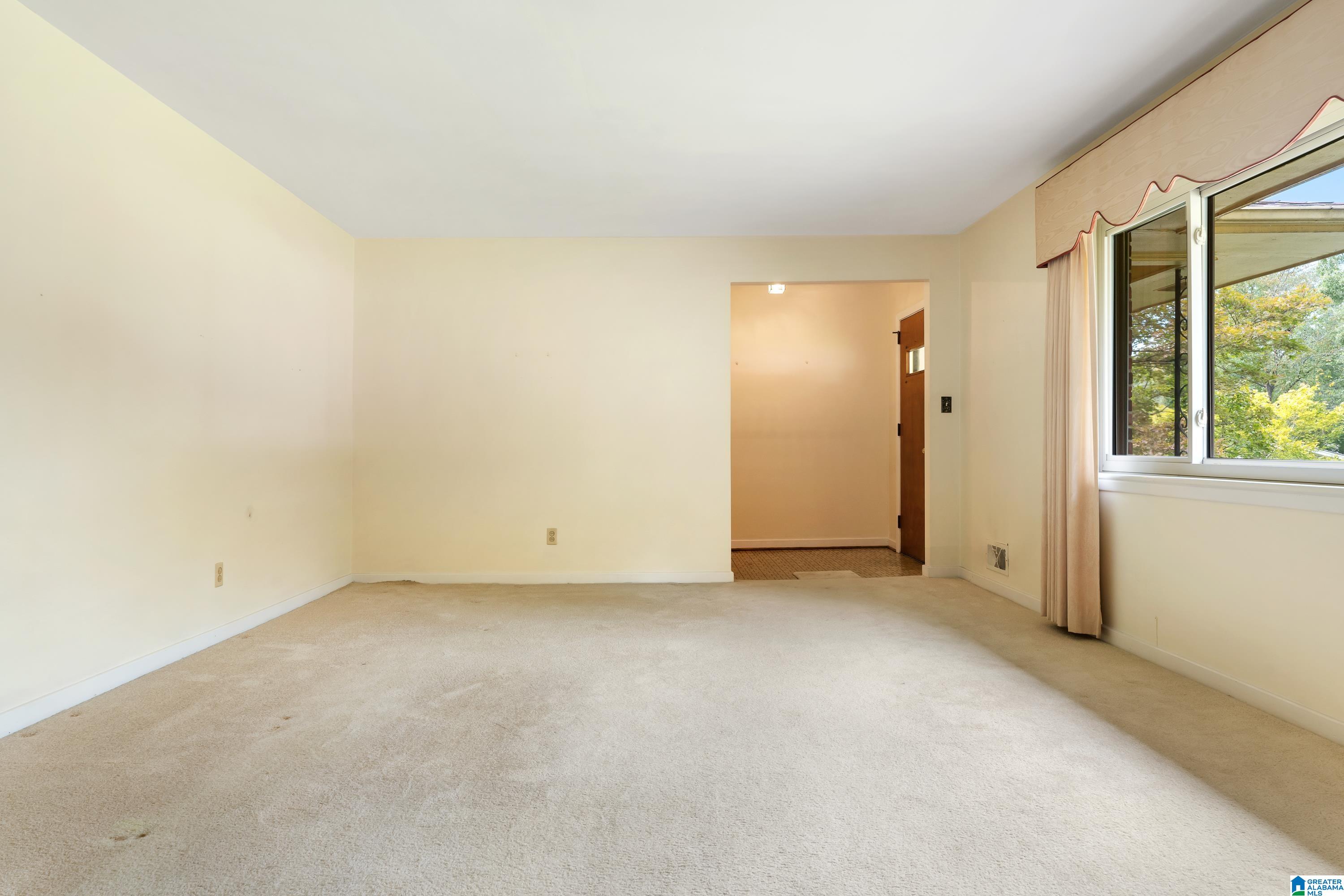 4601 Linwood Drive Birmingham, AL 35222 - Photo 7 of 27