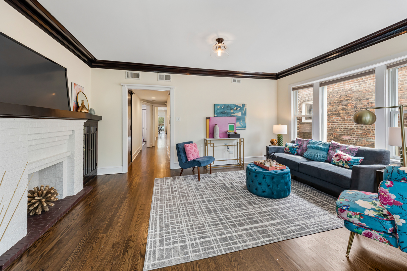 1621 West Rascher Avenue, Unit 3 Chicago, IL 60640 - Photo 3 of 22 Gallery Image 3