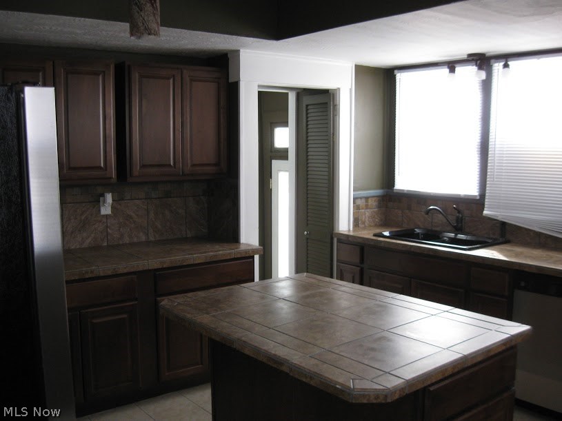 1237 Ridge Road Northwest Canton, OH 44703 - Photo 2 of 14 Gallery Image 2