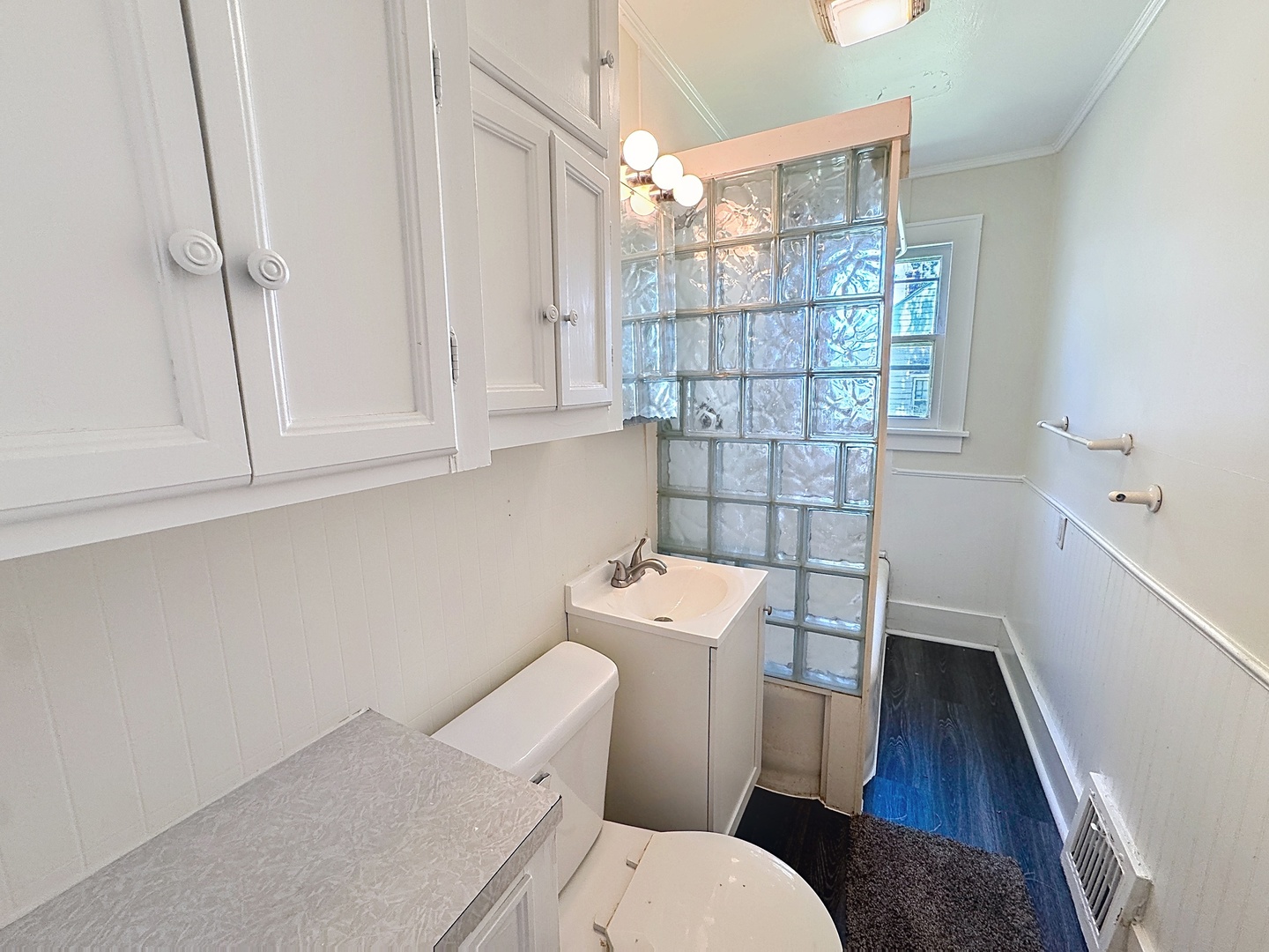1843 24th Avenue Moline, IL 61265 - Photo 7 of 20