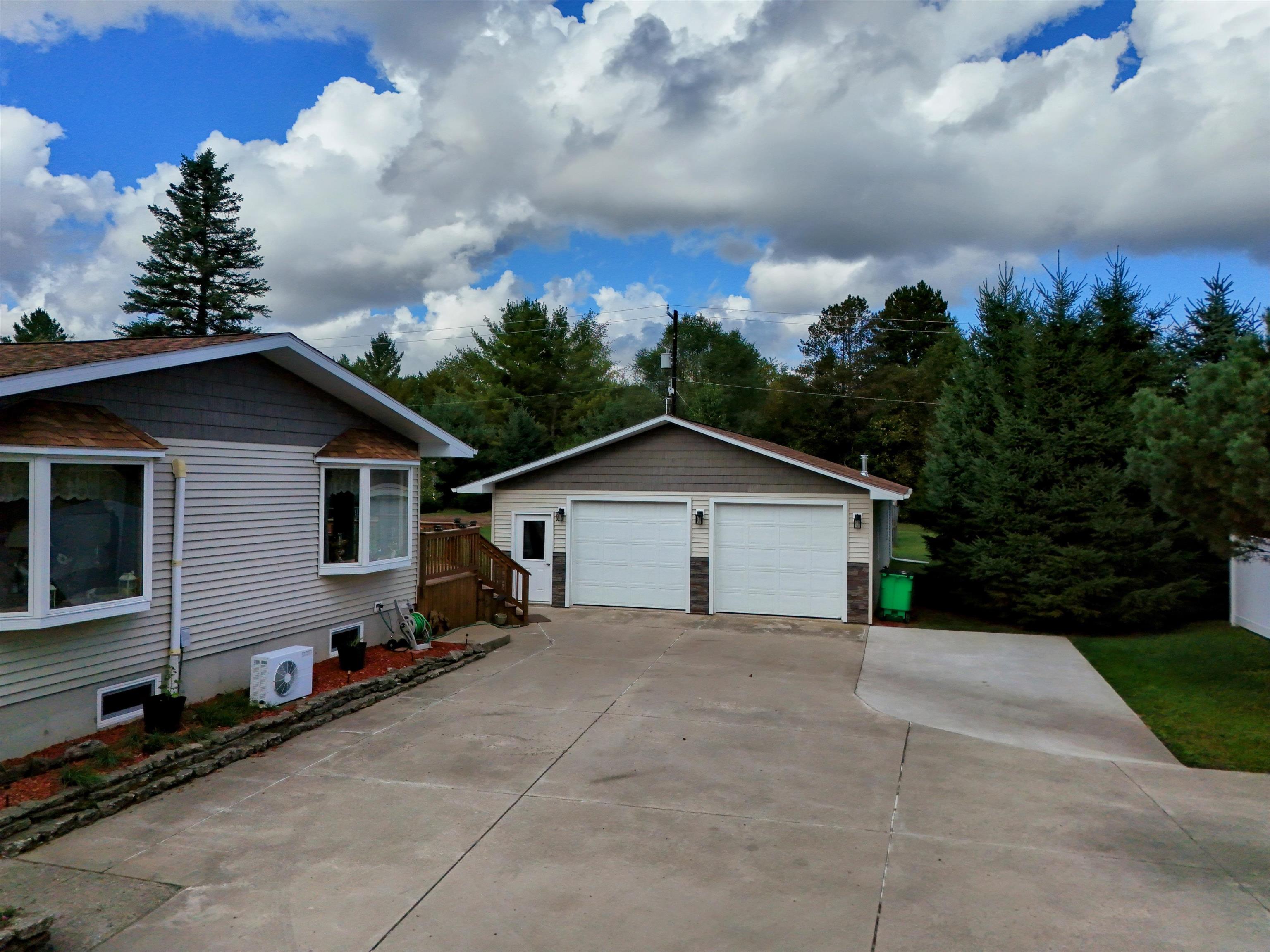 2031 East Dayton Road Caro, MI 48723 - Photo 4 of 35