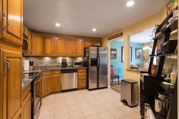 311 Ridgefield Circle, Unit D Clinton, MA 01510 - Photo 4 of 19 Gallery Image 4