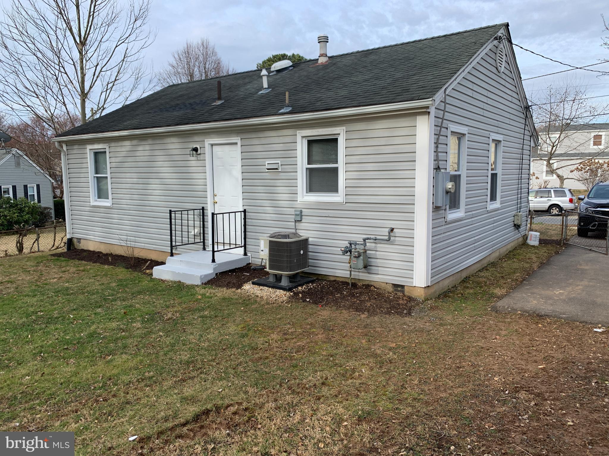 603 Pinewood Road Rockville, MD 20850 - Photo 2 of 12 Exterior Rear