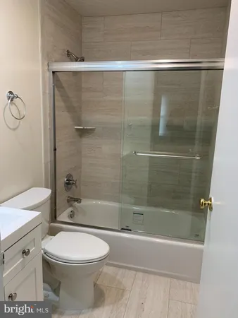 $2,400 | 603 Pinewood Road, Rockville, MD 20850