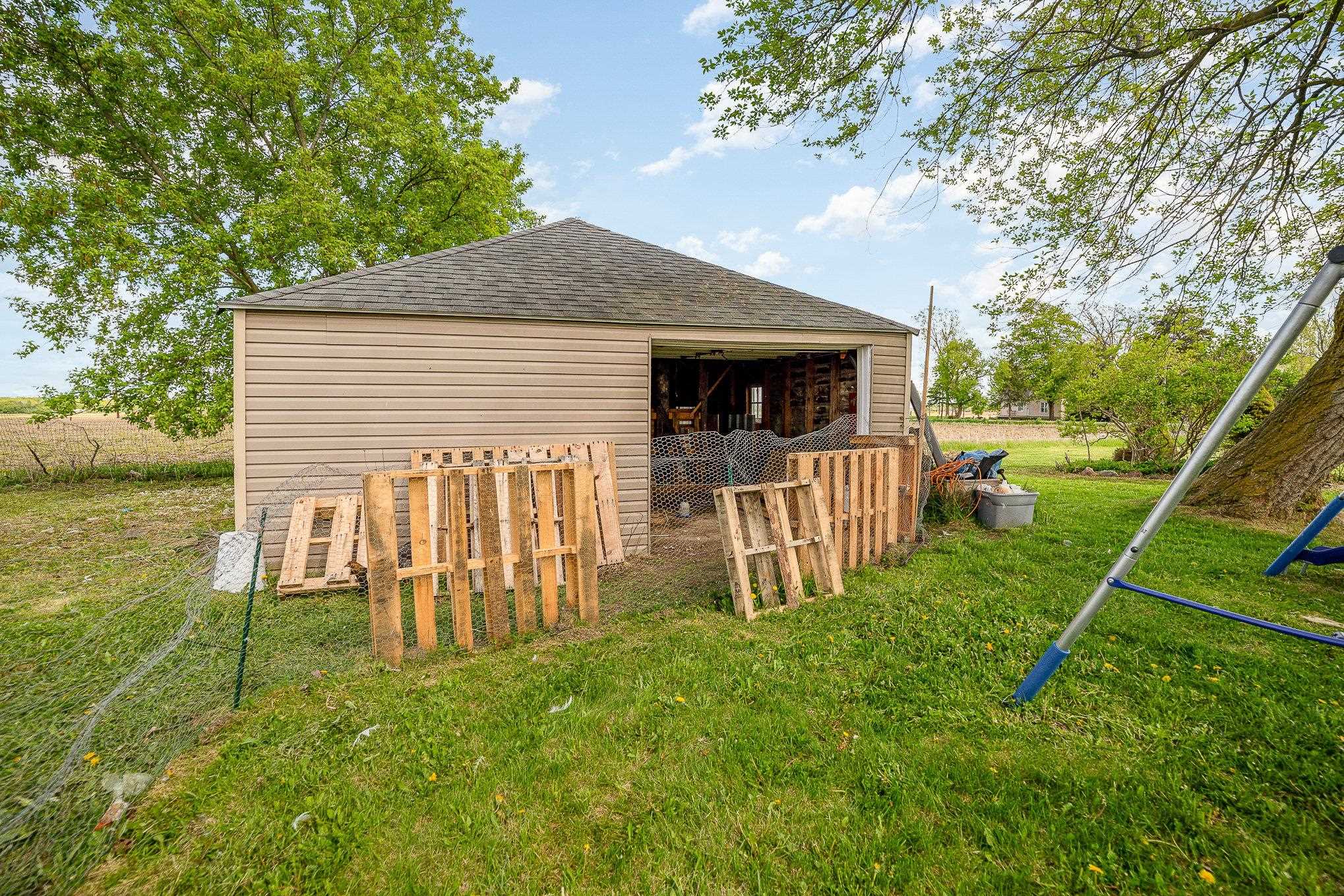 6345 East Rosebush Road Rosebush, MI 48878 - Photo 3 of 25