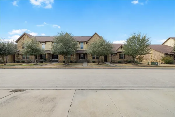 $695 | 2902 Old Ironsides Drive, College Station, TX 77845
