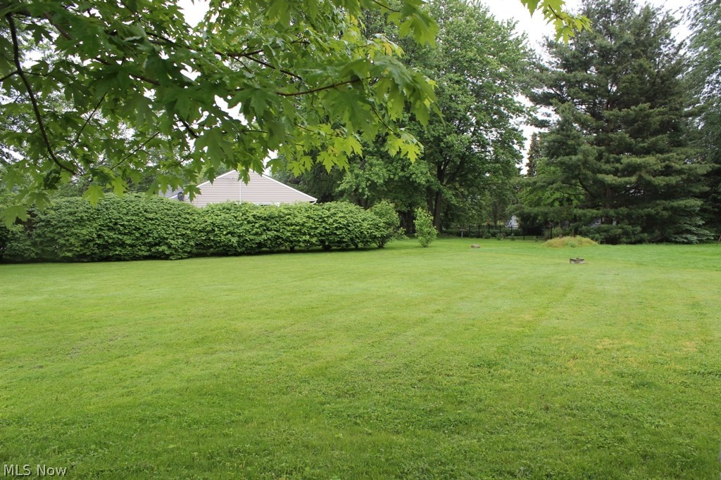 7077 Murray Ridge Road Elyria, OH 44035 - Photo 17 of 18 Gallery Image 17