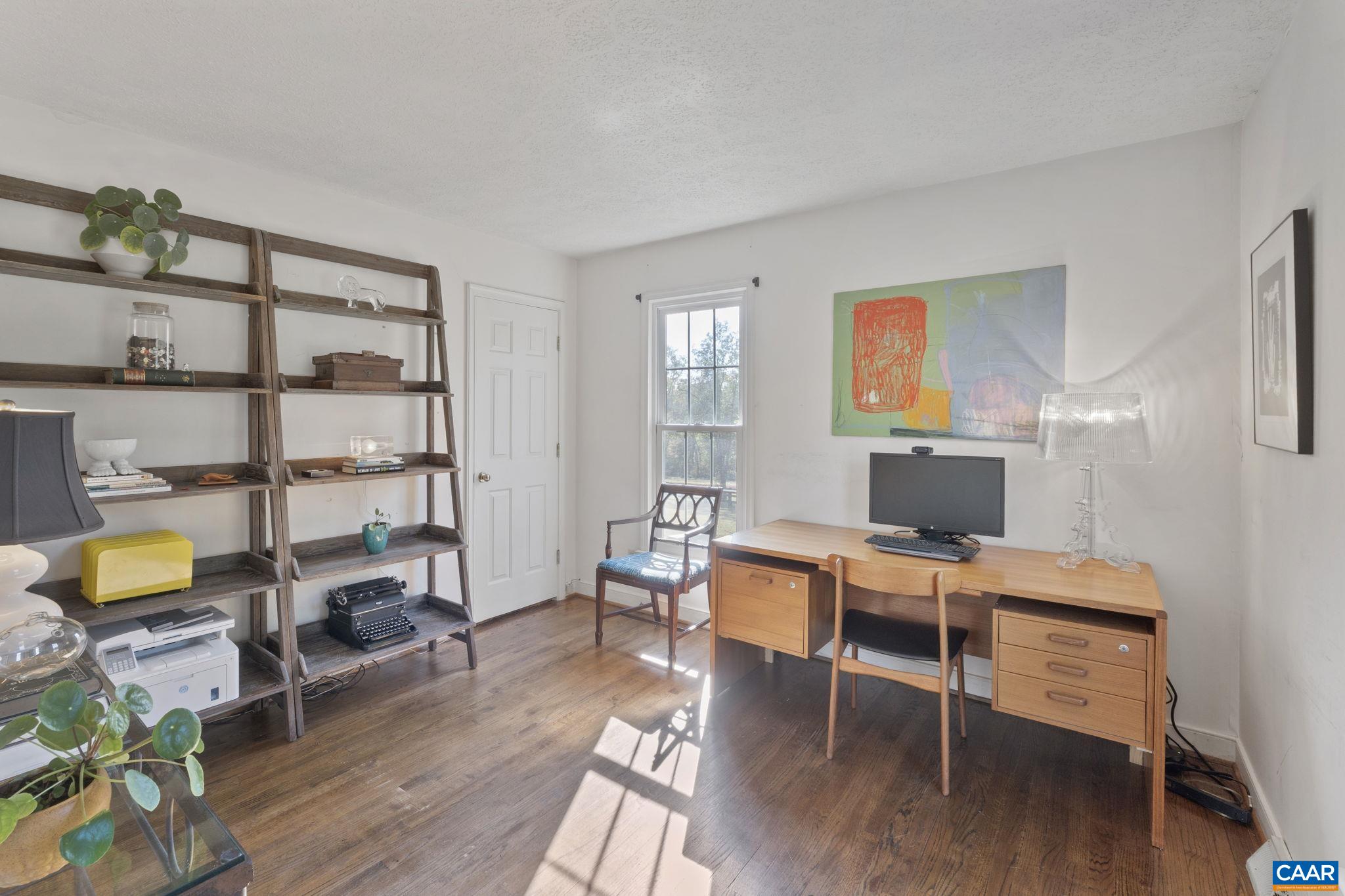 2110 Devonshire Road Charlottesville, VA 22901 - Photo 13 of 32 Gallery Image 13