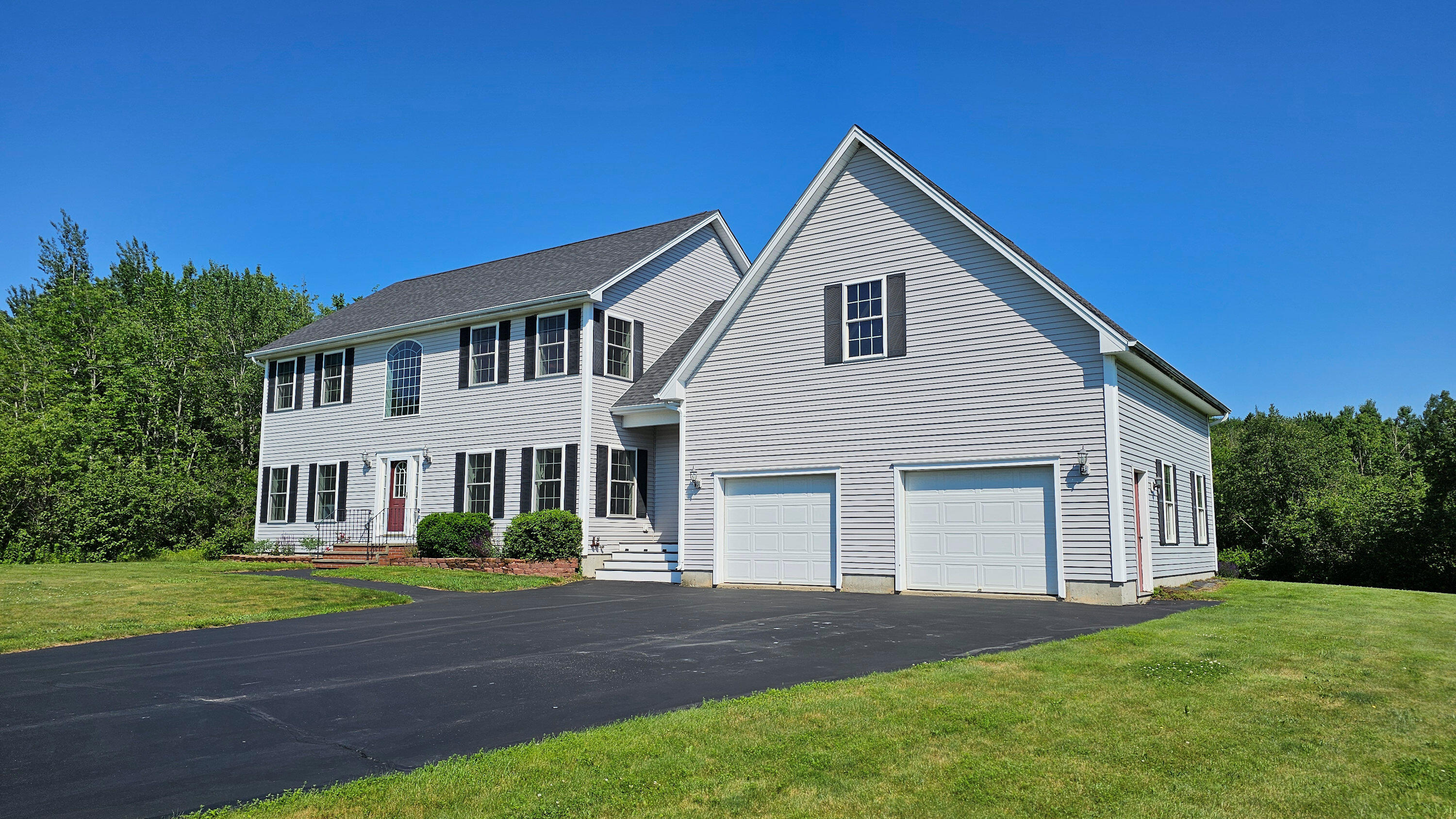 82 Chestnut Trail Bangor, ME 04401 - Photo 3 of 57 Front of Home
