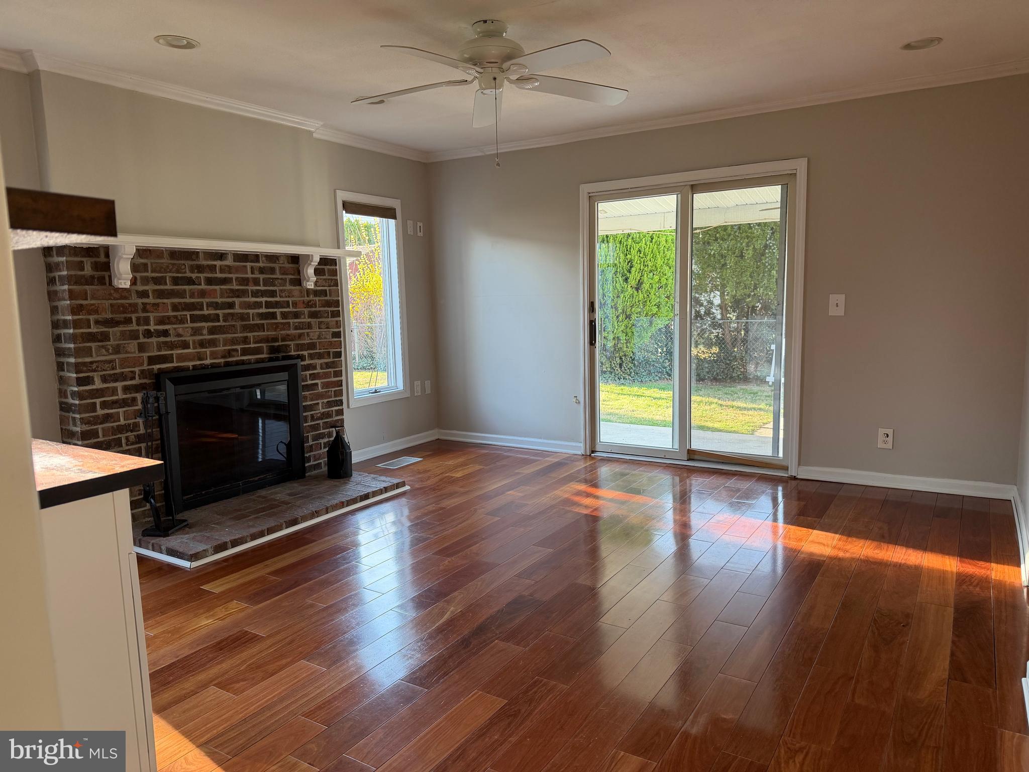 877 Quaint Street Secane, PA 19018 - Photo 18 of 35 Family Room /
Sliders to Porch
