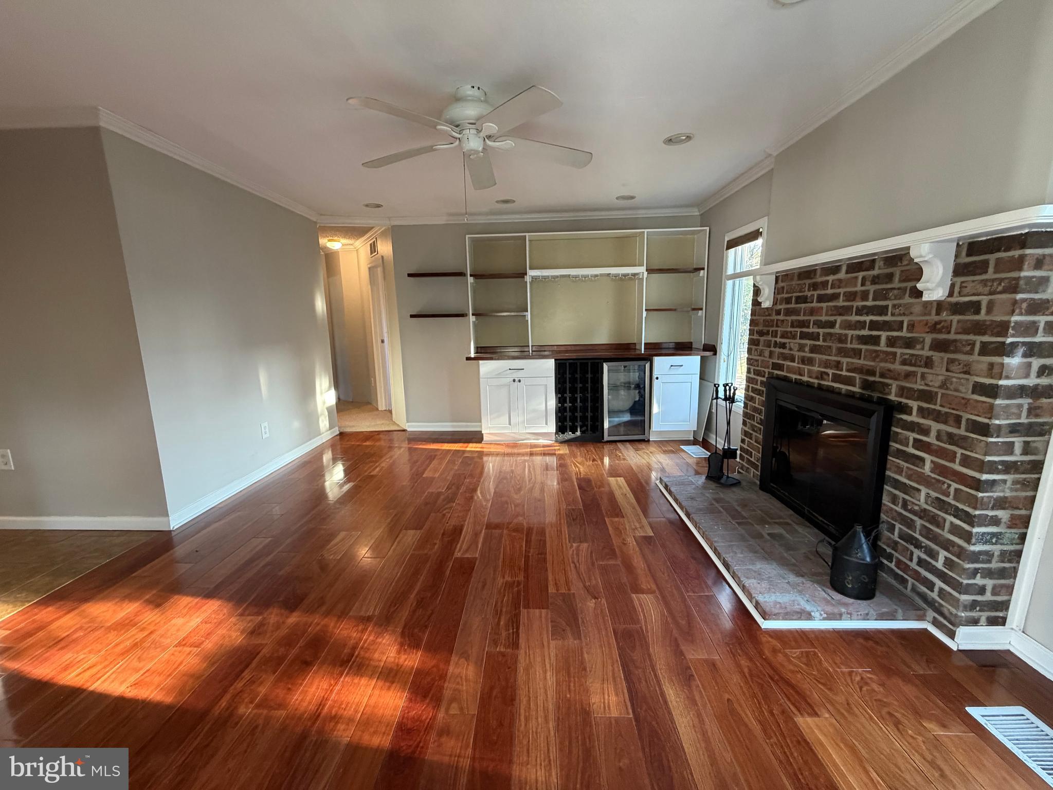 877 Quaint Street Secane, PA 19018 - Photo 19 of 35 Family Room