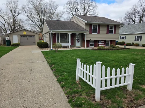 $154,900 | 610 10th Avenue, Rock Falls, IL 61071