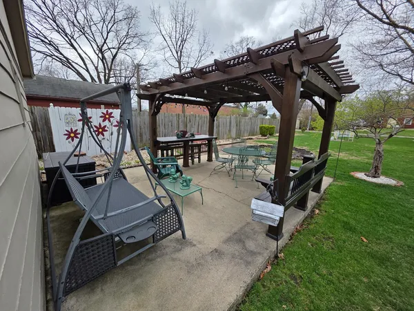 $154,900 | 610 10th Avenue, Rock Falls, IL 61071