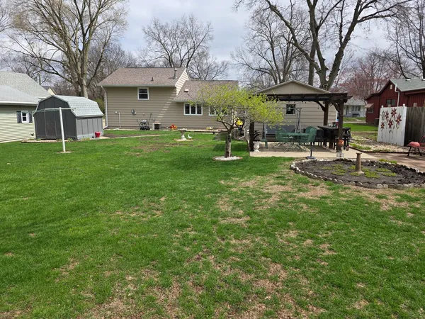 $154,900 | 610 10th Avenue, Rock Falls, IL 61071