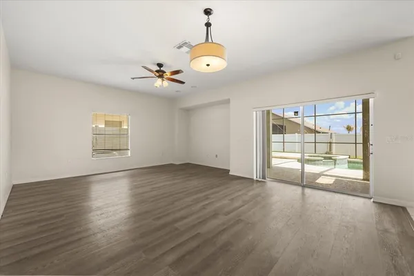$2,995 | 628 Henley Circle, Davenport, FL 33896