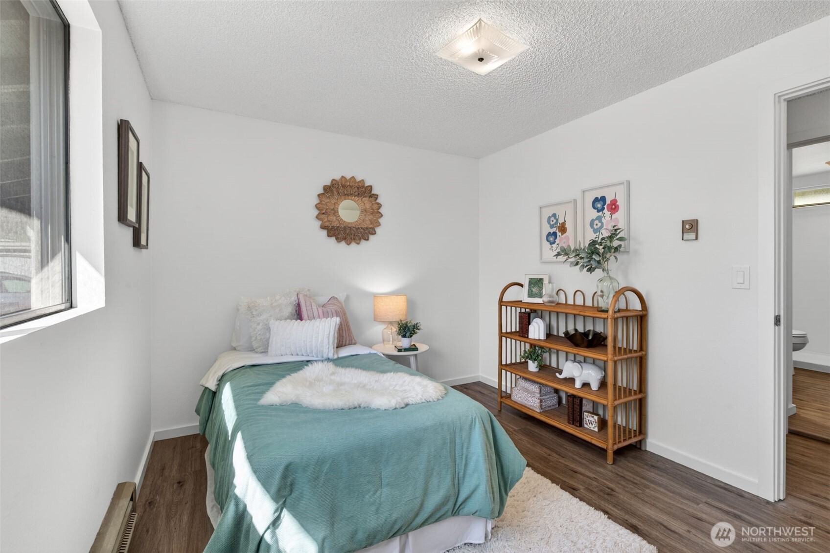 19209 Grannis Road Bothell, WA 98012 - Photo 16 of 26