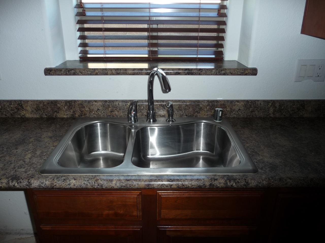 2202 West Roy Rogers Road Phoenix, AZ 85085 - Photo 7 of 17 DOUBLE SINK KITCHEN