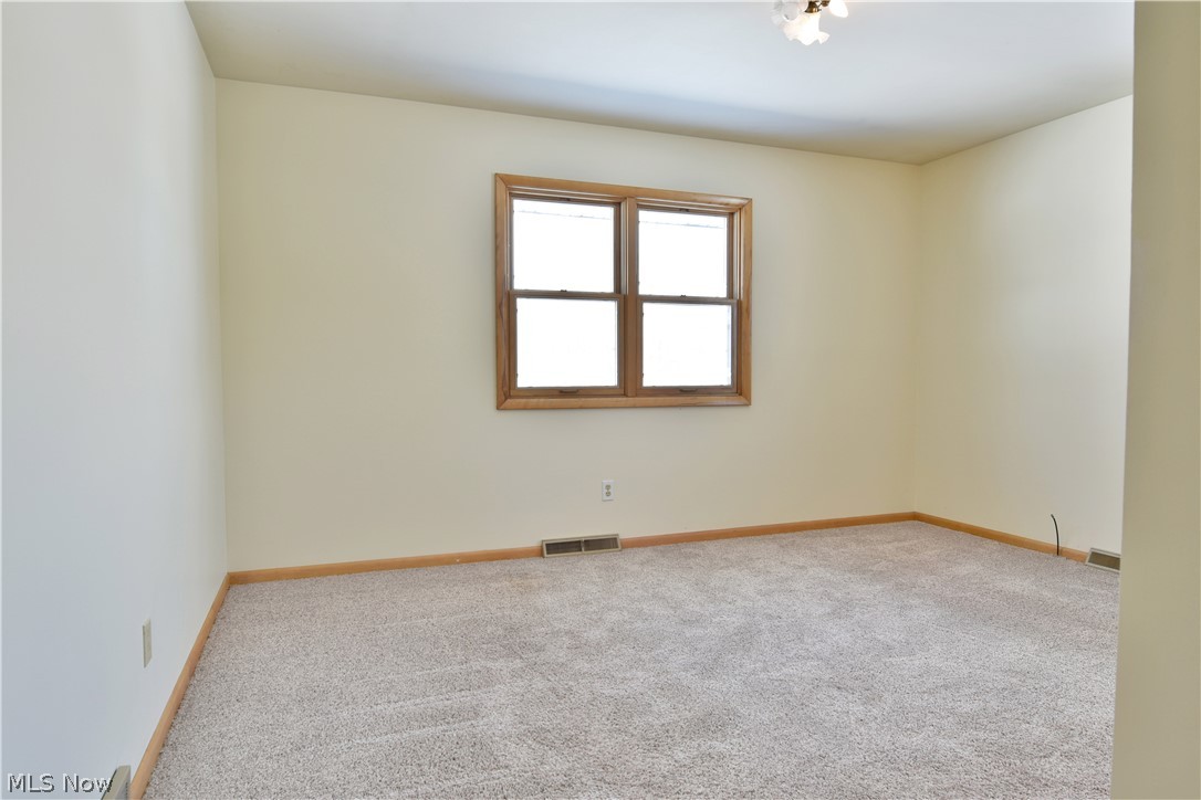 2803 Ridge Road Cortland, OH 44410 - Photo 24 of 35 Gallery Image 24