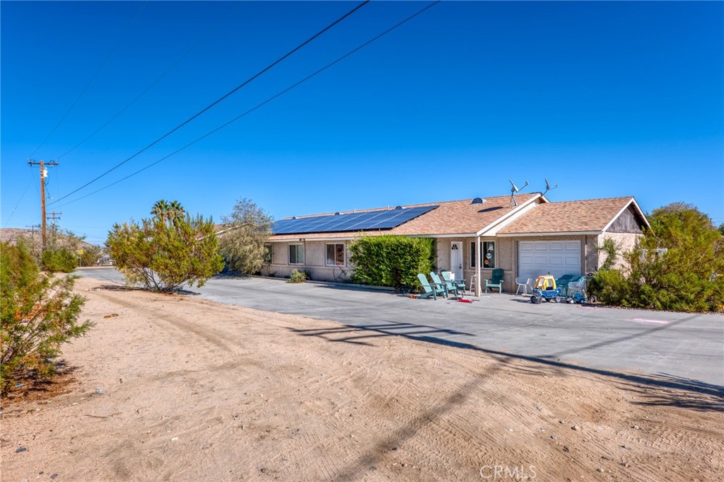 61859 Desert Air Road Joshua Tree, CA 92252 - Photo 5 of 29