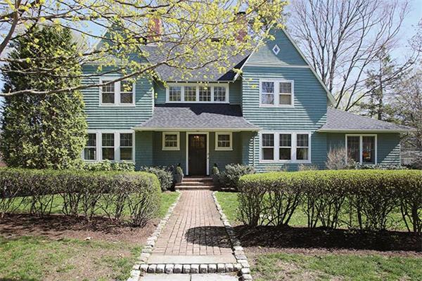 15 Lee Road Newton, MA 02467 - Photo 1 of 9