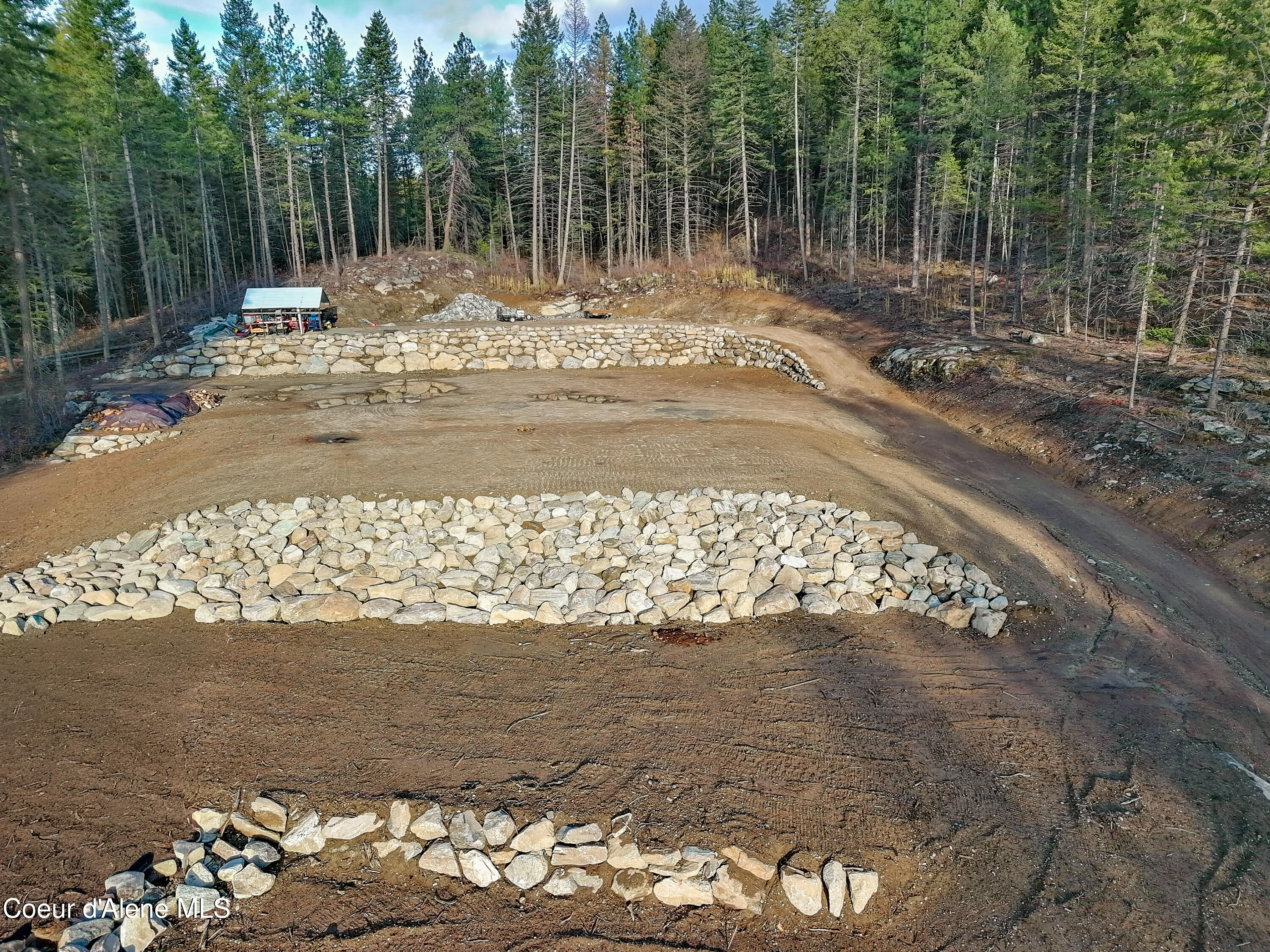 320 Towering Pines Drive Sagle, ID 83860 - Photo 3 of 21 MAX_1233088768