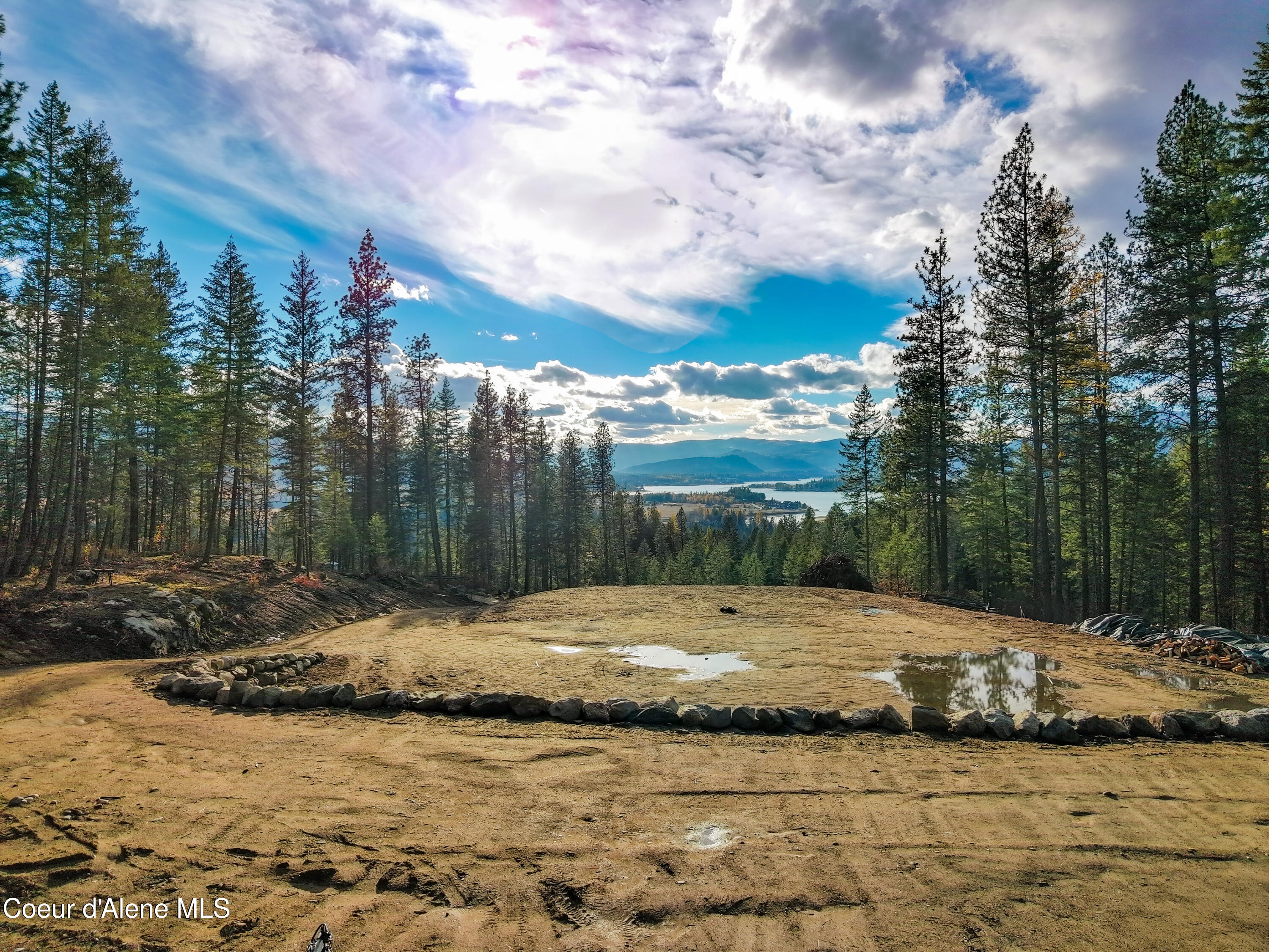 320 Towering Pines Drive Sagle, ID 83860 - Photo 4 of 21 MAX_0022