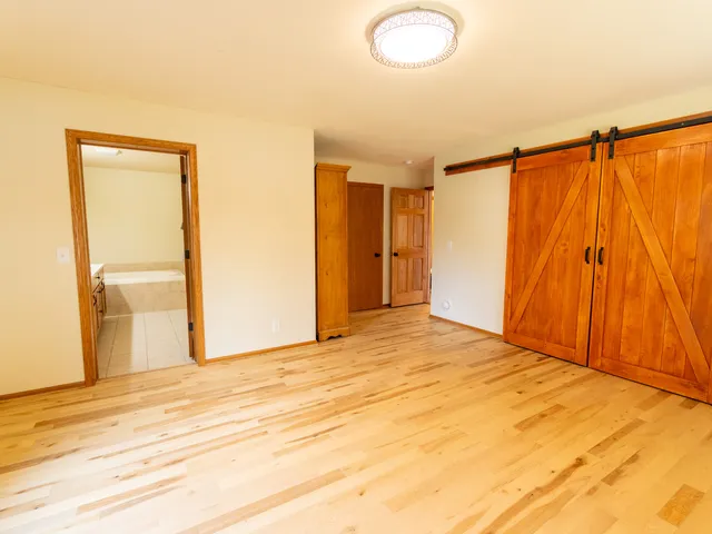 $699,000 | 34386 Lakeside Drive, Grayslake, IL 60030