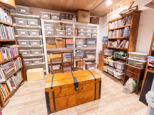 $699,000 | 34386 Lakeside Drive, Grayslake, IL 60030